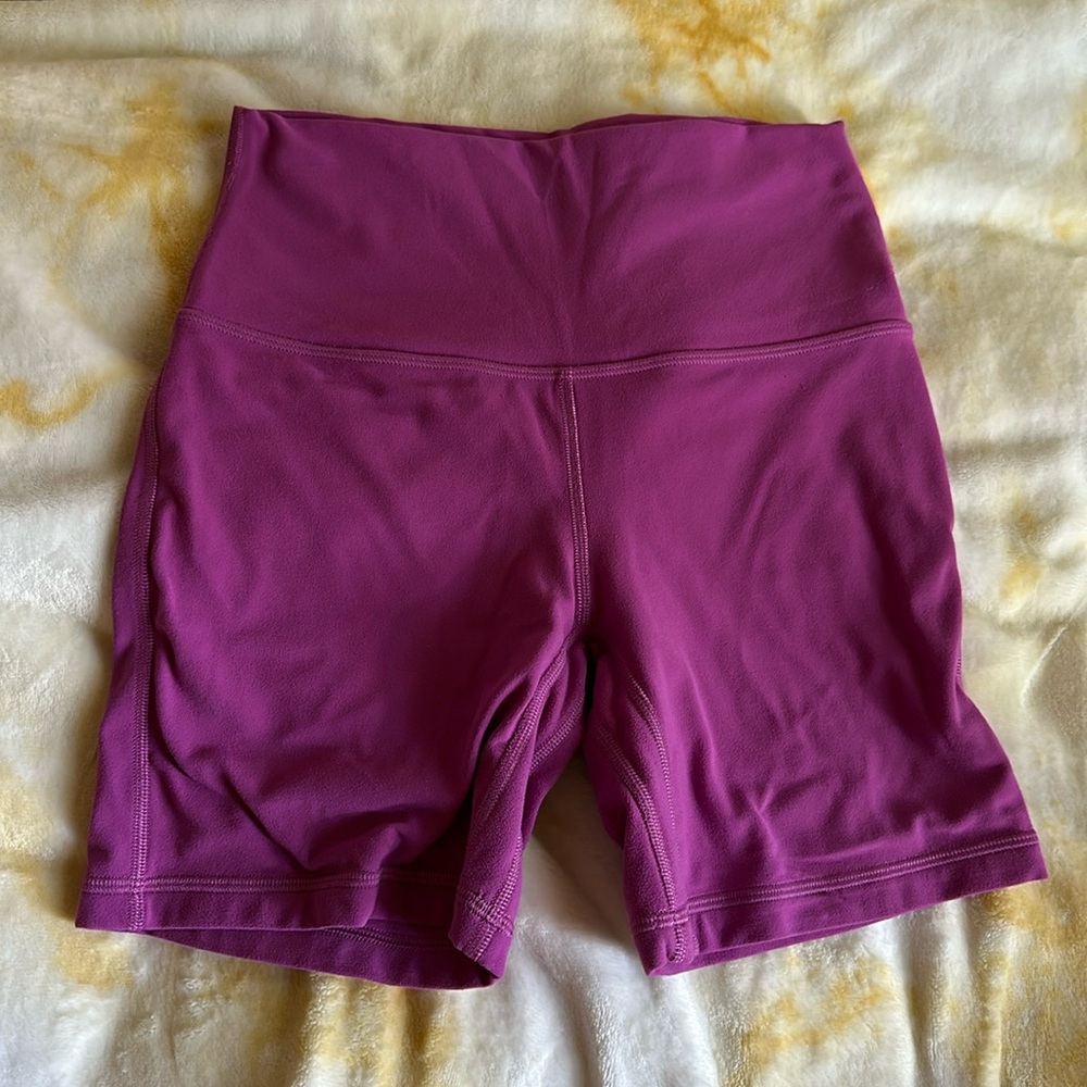 Lululemon biker shorts size 6 6” inseam